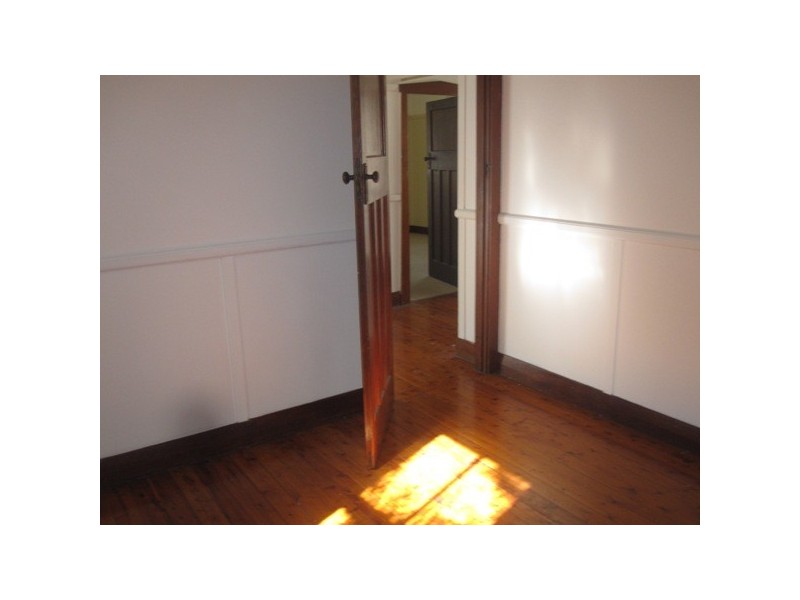 6 King Street, Waratah NSW 2298