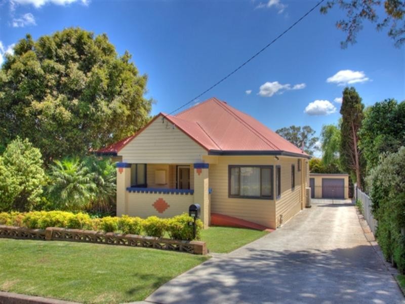 14 Moira Street, Adamstown NSW 2289