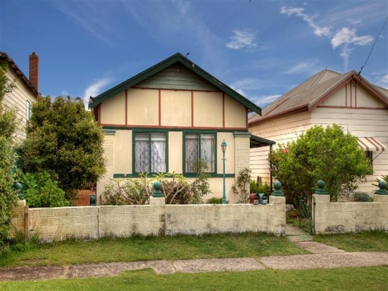 56 Forfar Street, Stockton NSW 2295