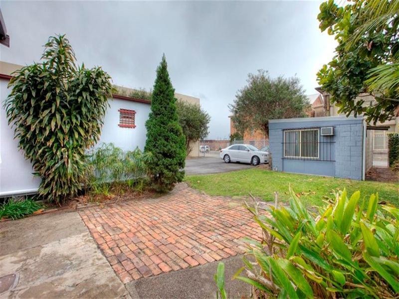 6 Hudson Street, Hamilton NSW 2303