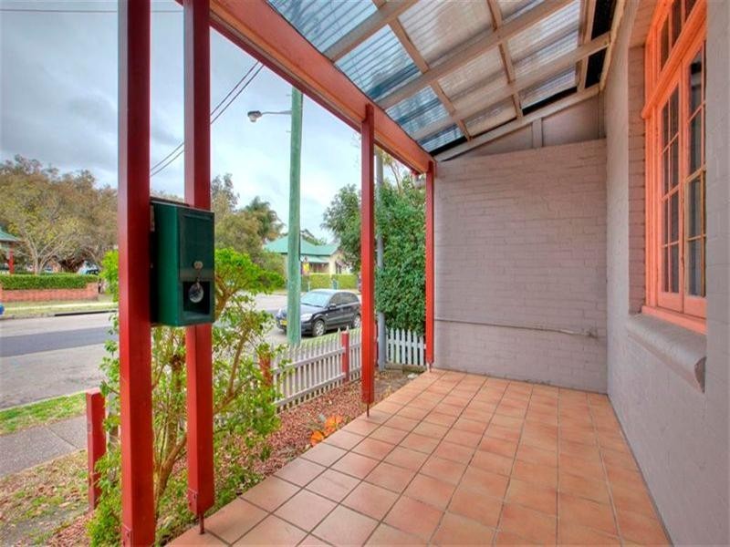 6 Hudson Street, Hamilton NSW 2303