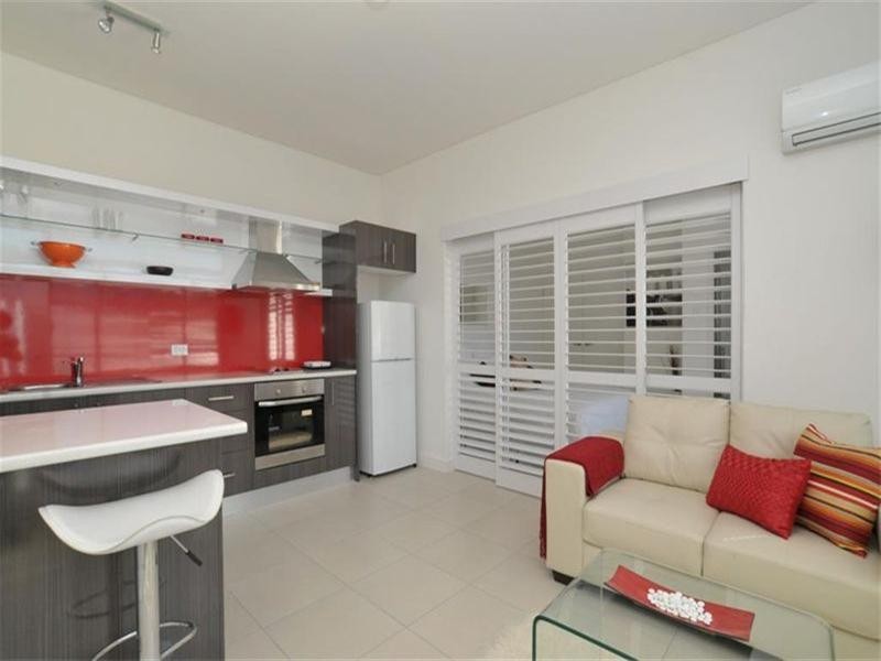 3/4 Hillview Crescent, The Hill NSW 2300