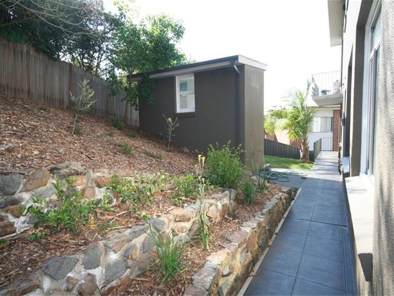 3/4 Hillview Crescent, The Hill NSW 2300