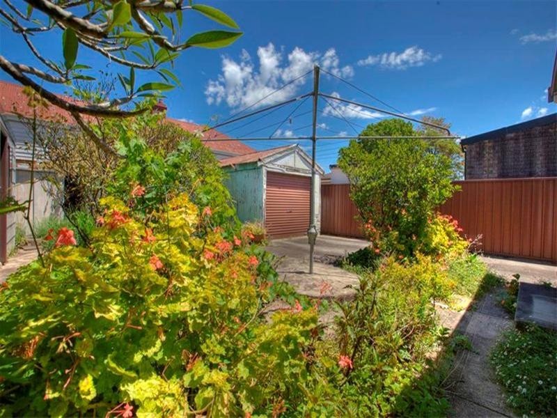 89 Cleary Street, Hamilton NSW 2303