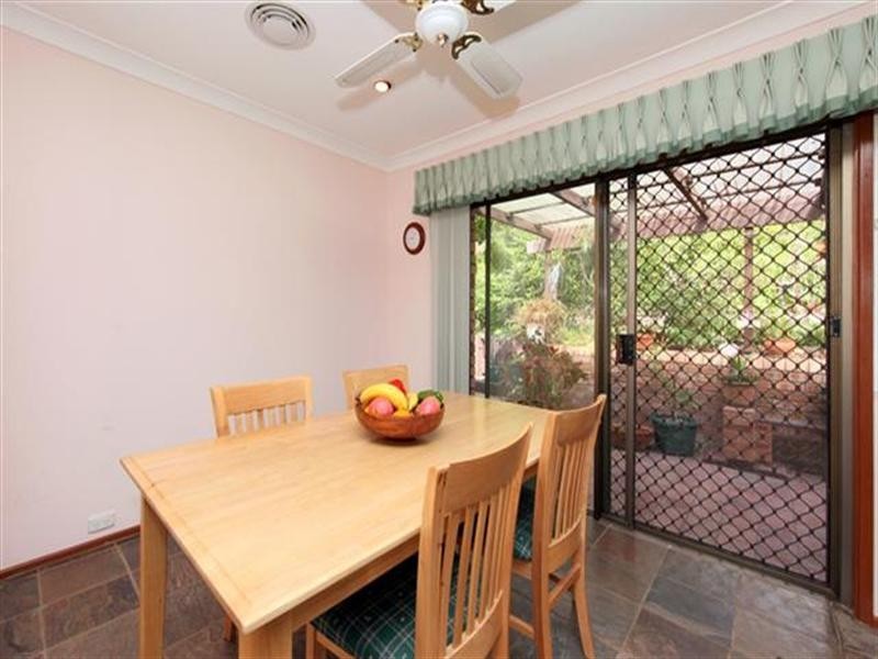 22 Elvidge Crescent, Kotara NSW 2289