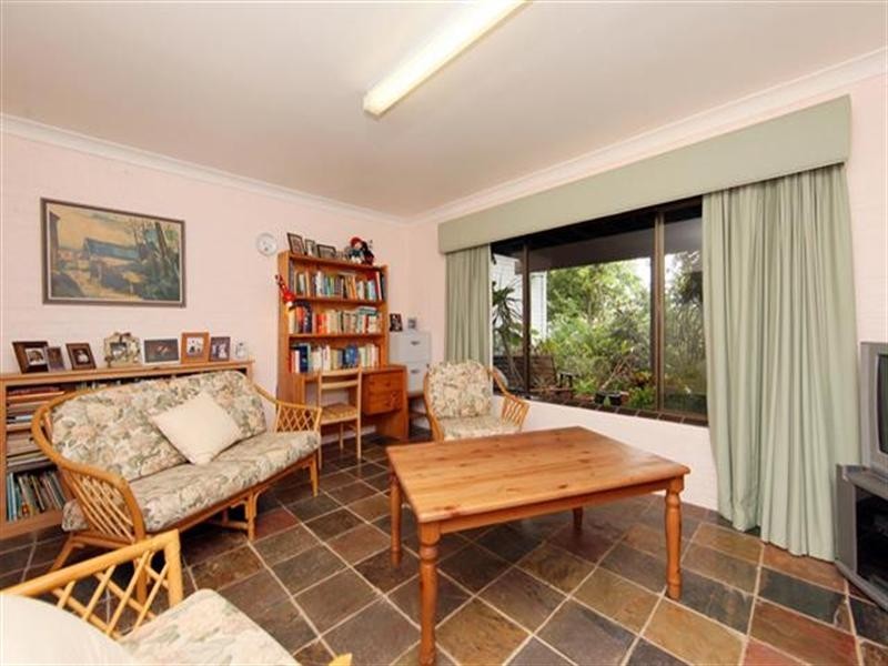 22 Elvidge Crescent, Kotara NSW 2289