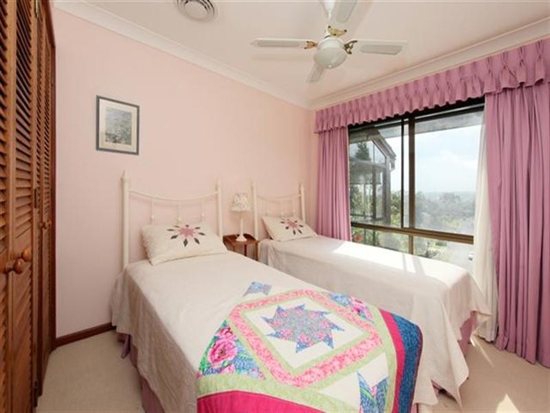 22 Elvidge Crescent, Kotara NSW 2289