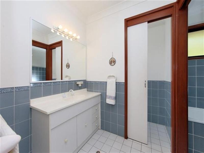 22 Elvidge Crescent, Kotara NSW 2289