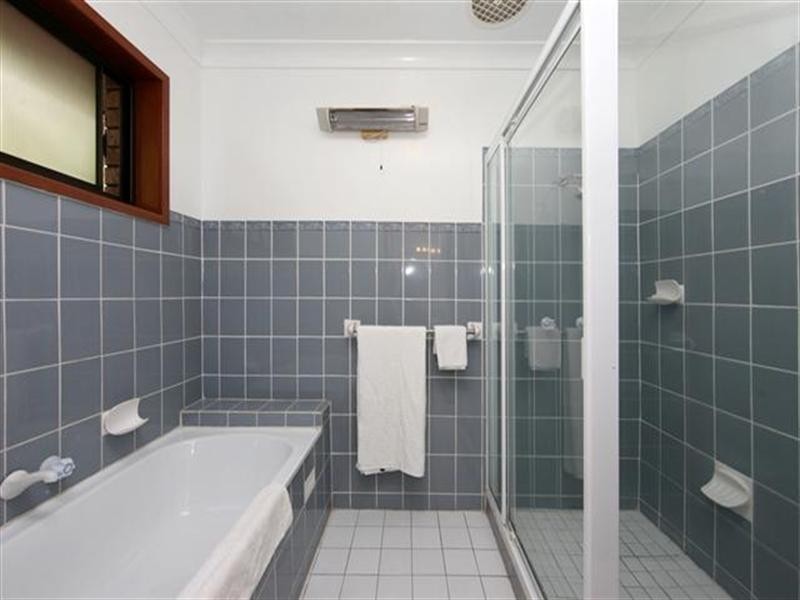 22 Elvidge Crescent, Kotara NSW 2289