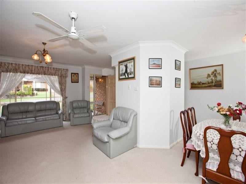 6 Citrus Close, Cameron Park NSW 2285