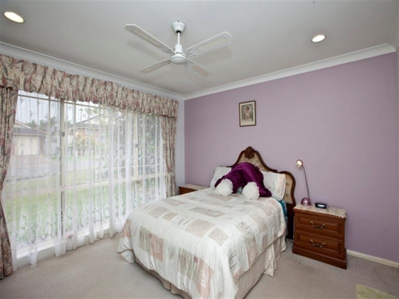 6 Citrus Close, Cameron Park NSW 2285