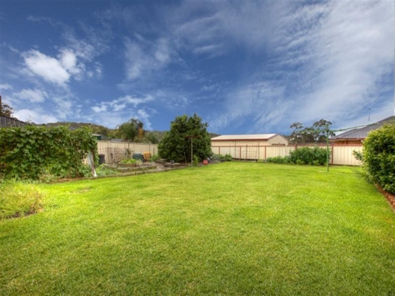 6 Citrus Close, Cameron Park NSW 2285