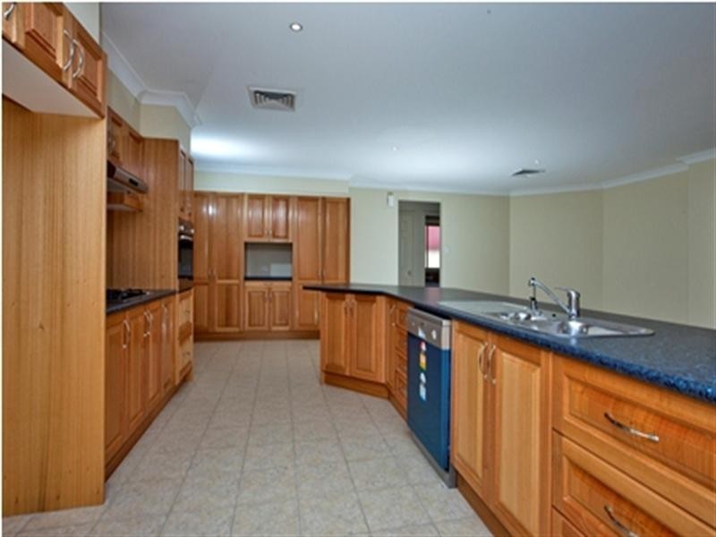 9 Farrier Court, Maryland NSW 2287