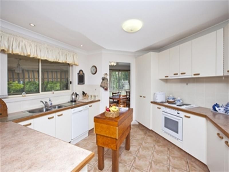 3 Hilltop Close, Medowie NSW 2318