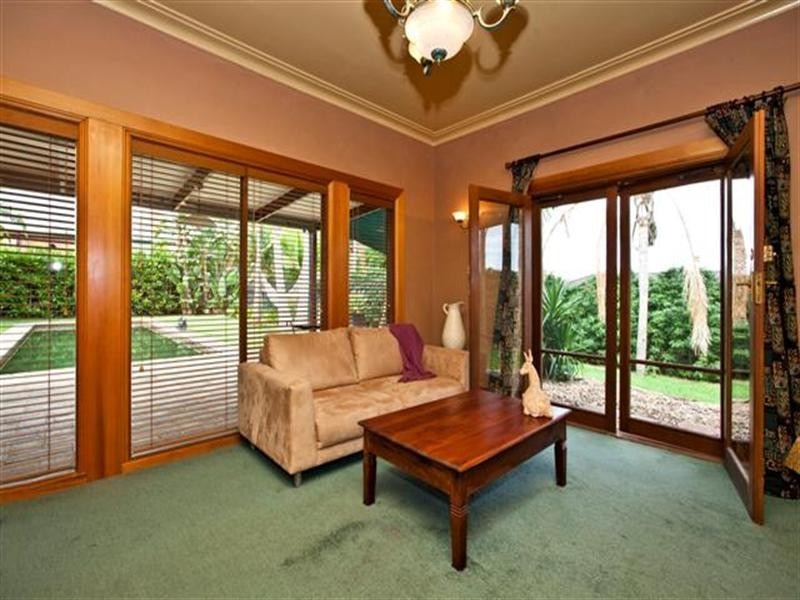 1 Neal Close, Minmi NSW 2287