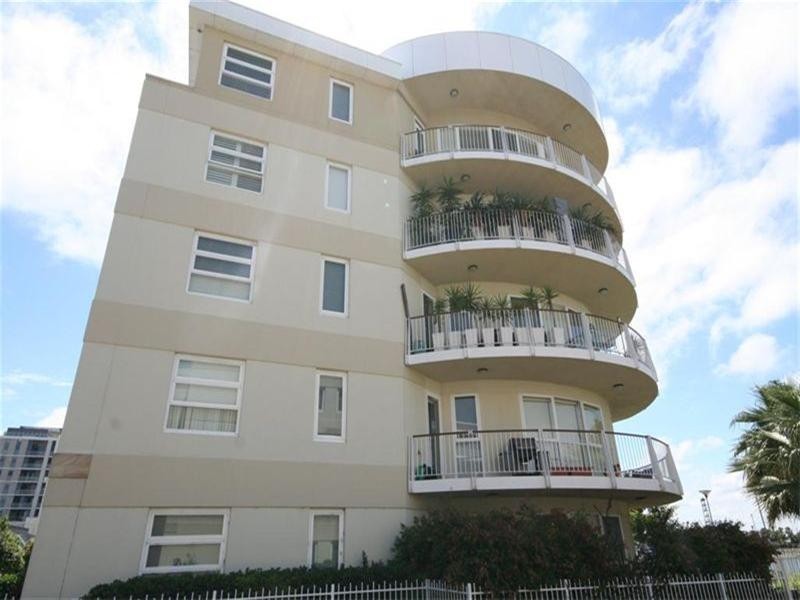 41/304 Wharf Road, Newcastle NSW 2300