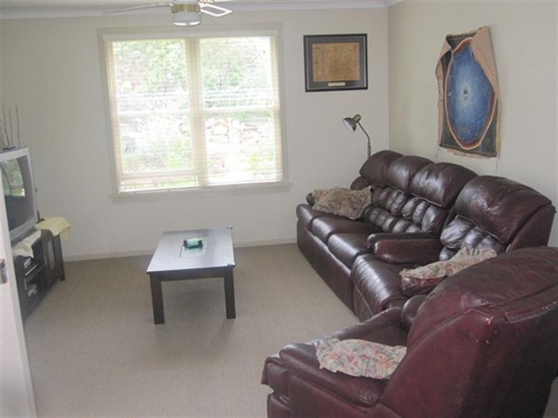 14 Alder Crescent, Gateshead NSW 2290