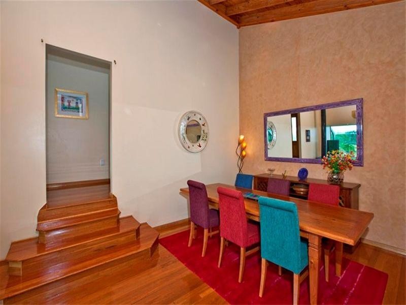 17 Chelston Street, Warners Bay NSW 2282