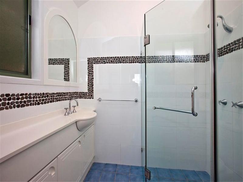 17 Chelston Street, Warners Bay NSW 2282