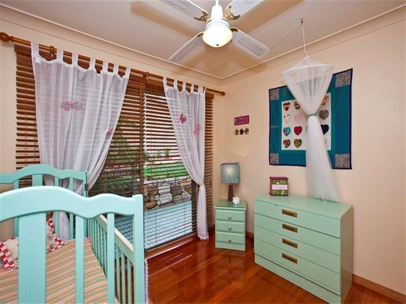 17 Chelston Street, Warners Bay NSW 2282