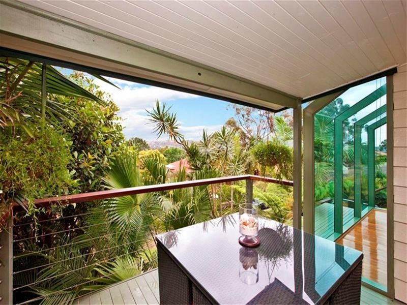 17 Chelston Street, Warners Bay NSW 2282