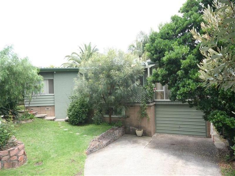 12 Raymond Street, Speers Point NSW 2284