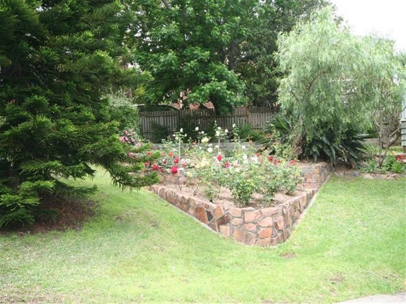 12 Raymond Street, Speers Point NSW 2284