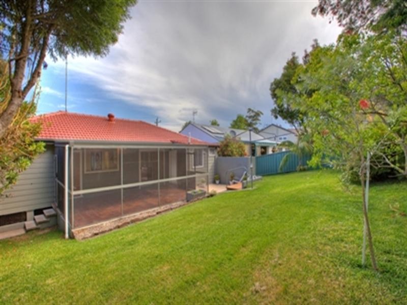 28 Faul Street, Adamstown NSW 2289