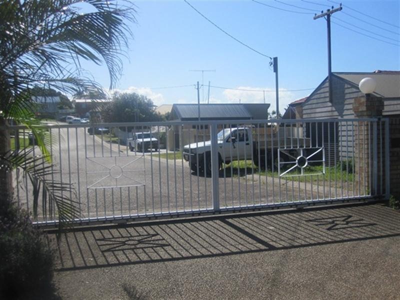 85 Marks Point Road, Marks Point NSW 2280