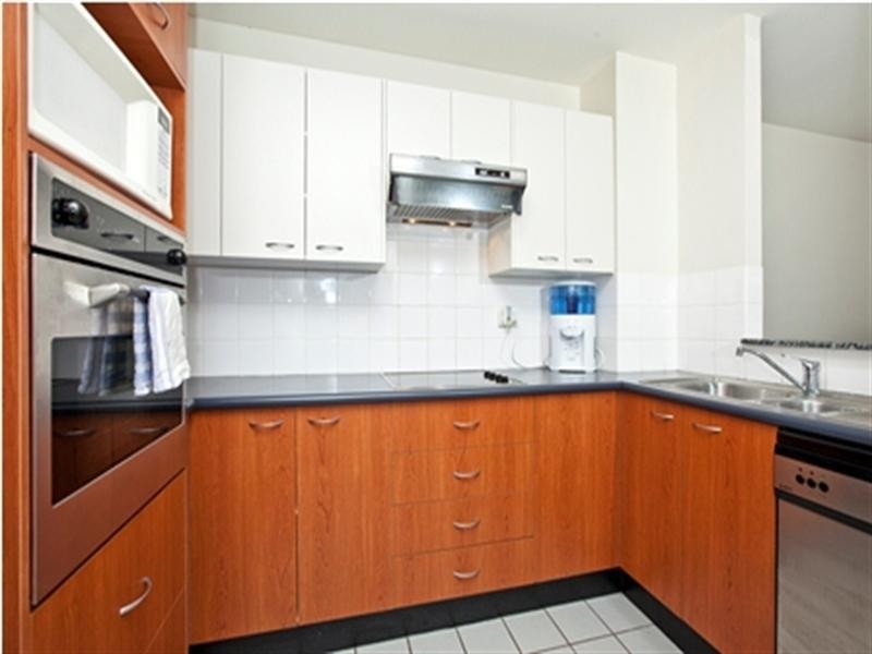 1/16 Newcomen Street, Newcastle NSW 2300