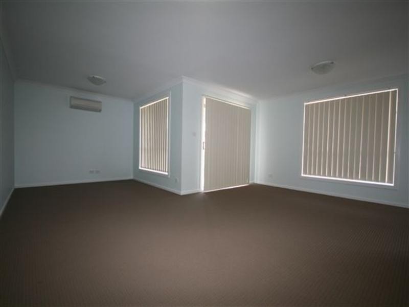 1/14 Croudace Road, Elermore Vale NSW 2287