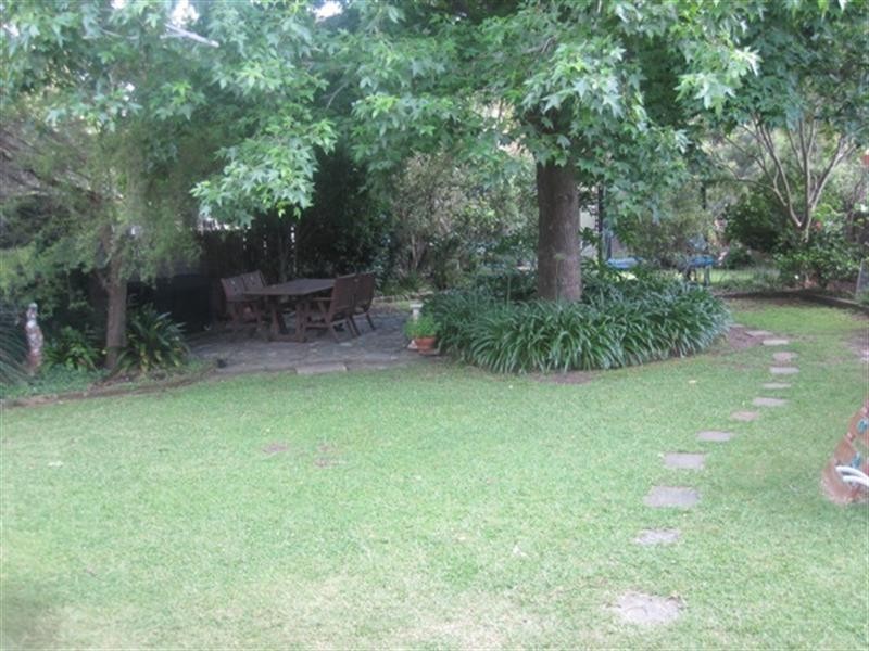 80 Rae Crescent, Kotara NSW 2289