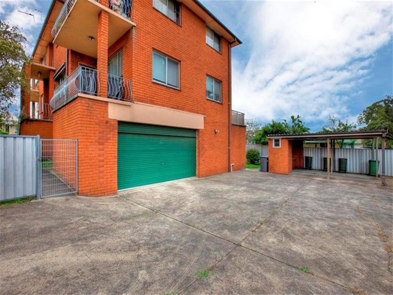 8/8 Mandalong Road, Adamstown NSW 2289