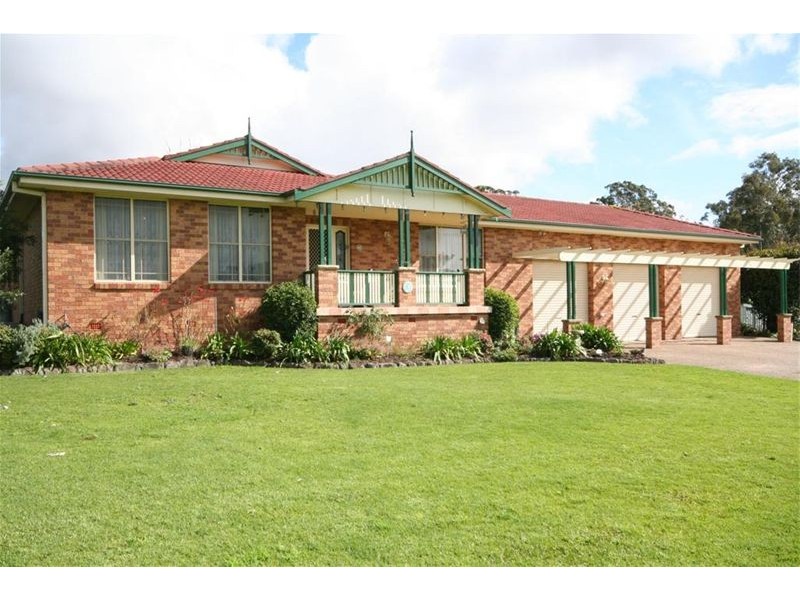 6 Walter Parade, Black Hill NSW 2322