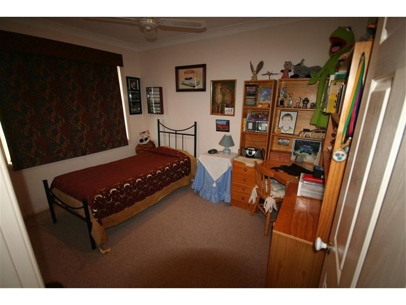 6 Walter Parade, Black Hill NSW 2322