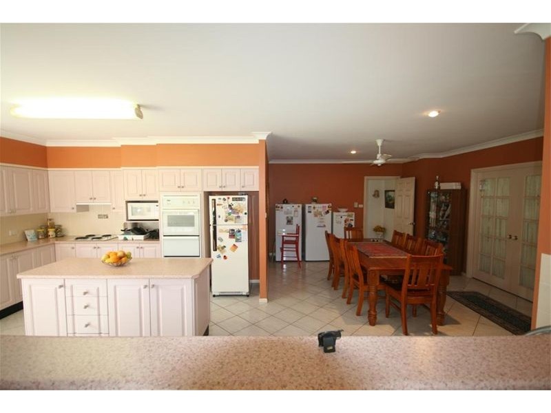 6 Walter Parade, Black Hill NSW 2322