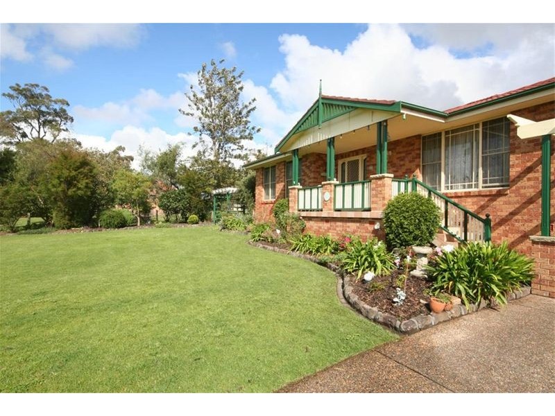 6 Walter Parade, Black Hill NSW 2322