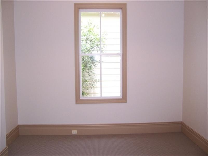 2/4 The Boltons, Newcastle NSW 2300