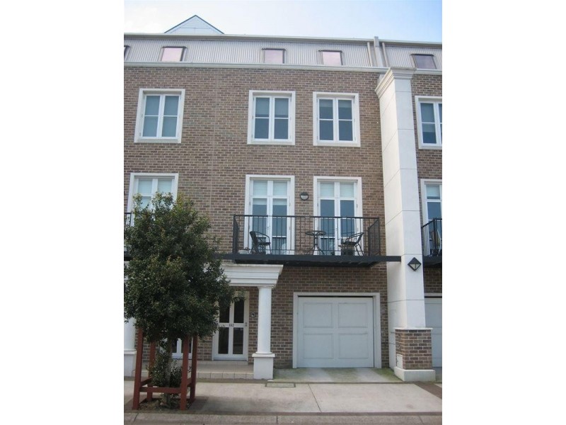 332 Wharf Road, Newcastle NSW 2300