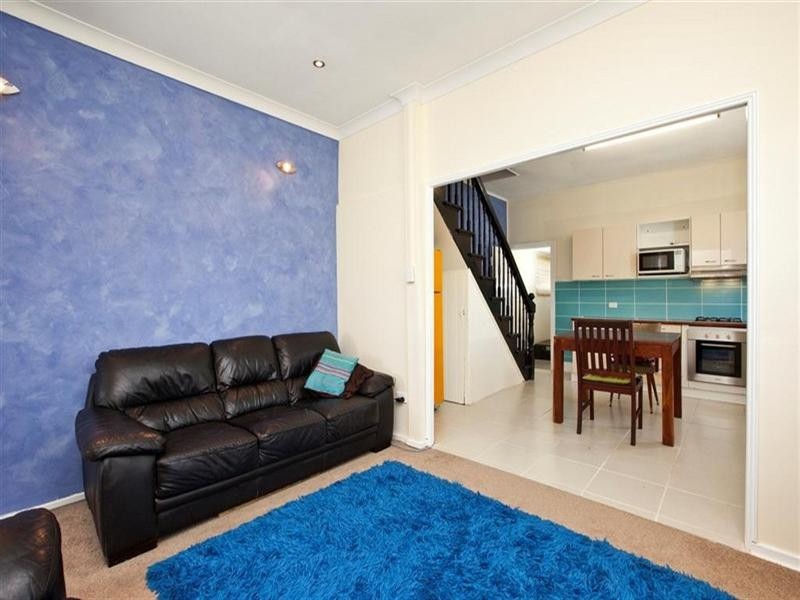 4 Garrett Street, Carrington NSW 2294