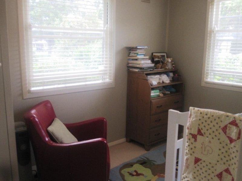 80 Rae Crescent, Kotara NSW 2289