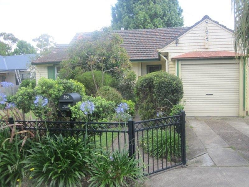 80 Rae Crescent, Kotara NSW 2289