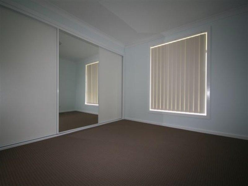 1/14 Croudace Road, Elermore Vale NSW 2287