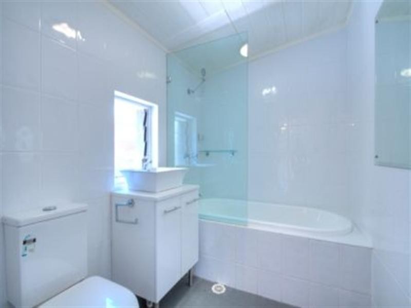 82a Parry Street, Cooks Hill NSW 2300