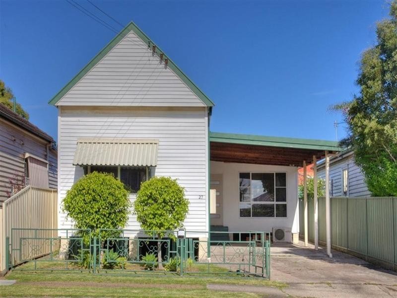 27 Barton Street, Mayfield NSW 2304