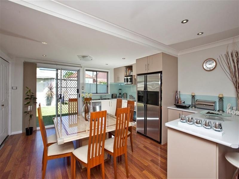 27 Barton Street, Mayfield NSW 2304