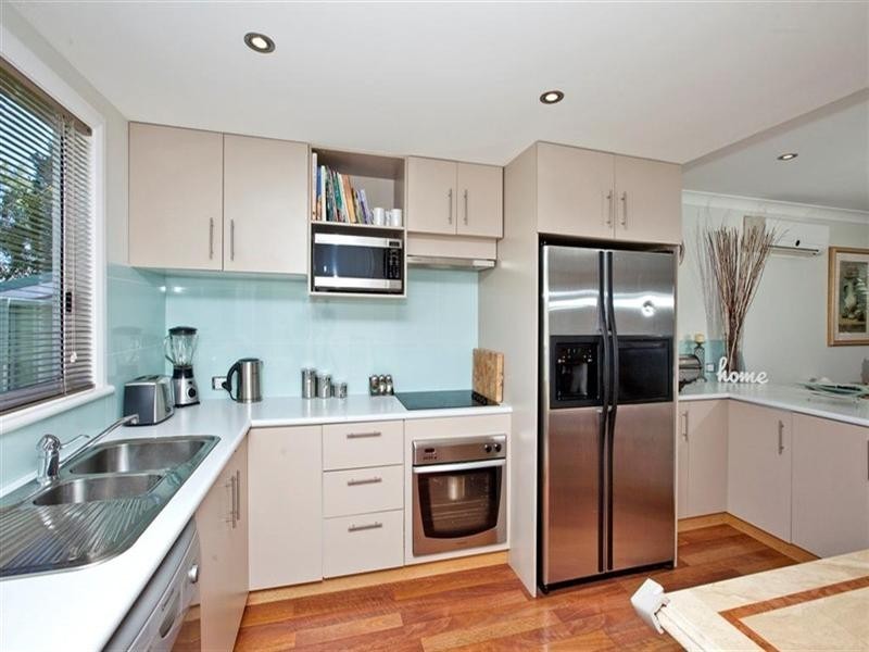 27 Barton Street, Mayfield NSW 2304