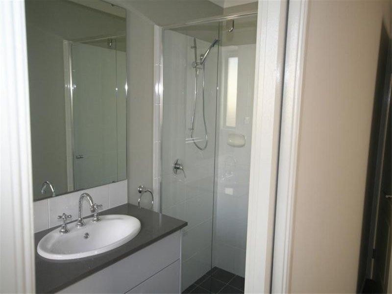 100 Woodstock Street, Mayfield NSW 2304