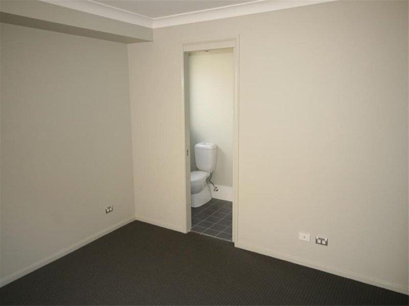 100 Woodstock Street, Mayfield NSW 2304