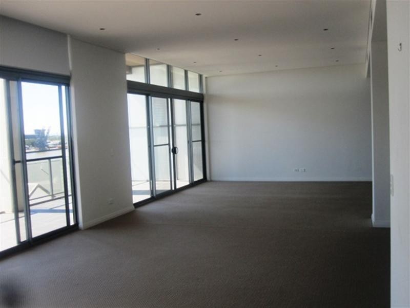 905/335 Wharf Road, Newcastle NSW 2300